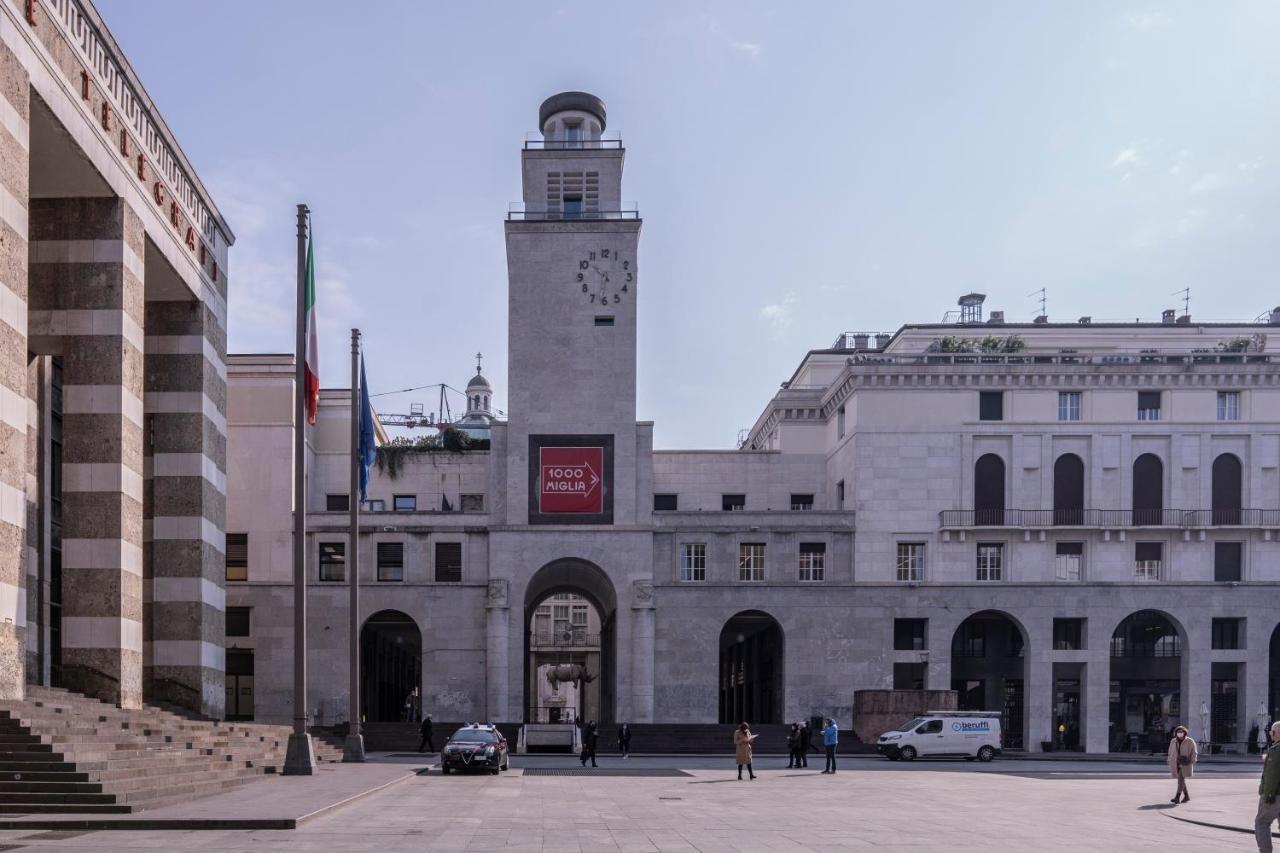 Homo Homini Lupus Apartment Brescia Exterior photo